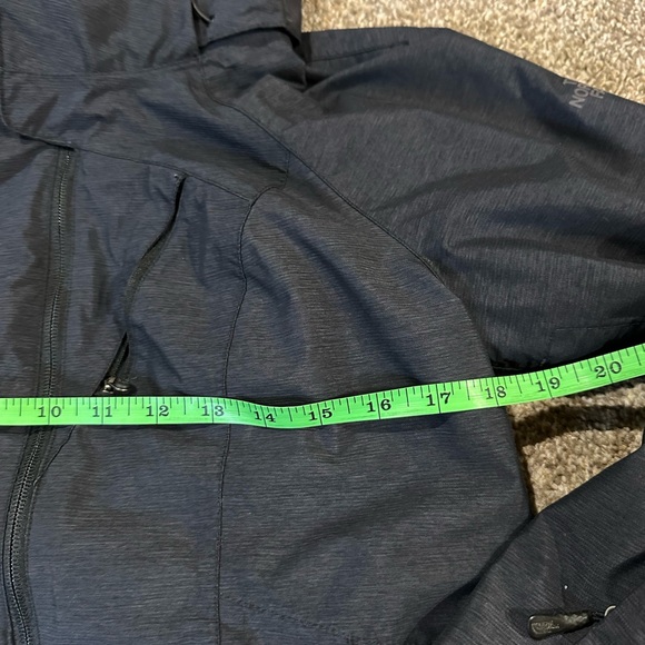 The North Face Women’s black Raincoat - Picture 9 of 15